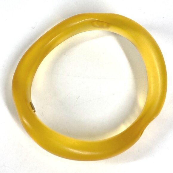 CHANEL 96C CC Logo CC Mark Accessory bracelet Bangle Resin yellow - Picture 10 of 12